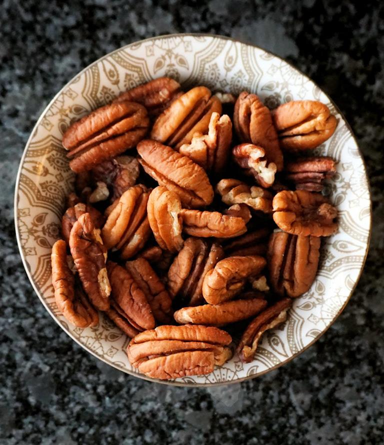 Pecan Linzer Bars Recipe Cuisine Fiend